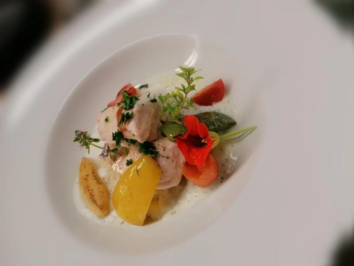 אישגל Hotel Arnika