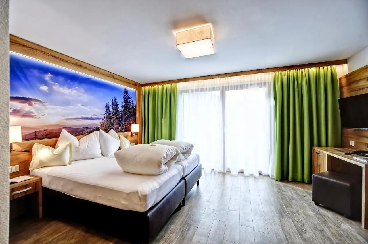 אישגל Hotel Arnika