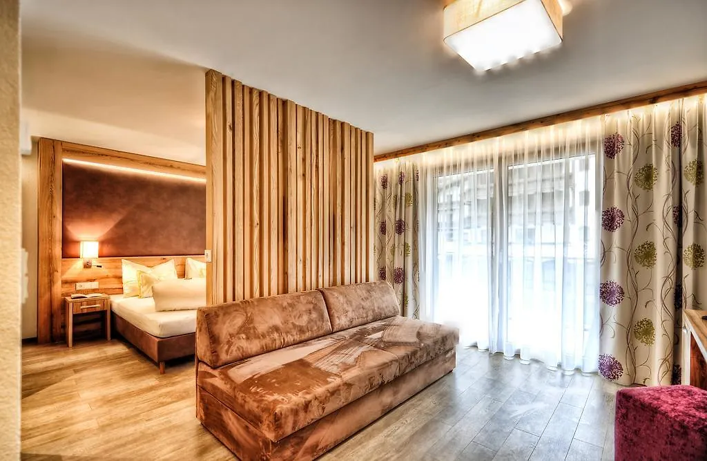 אישגל Hotel Arnika