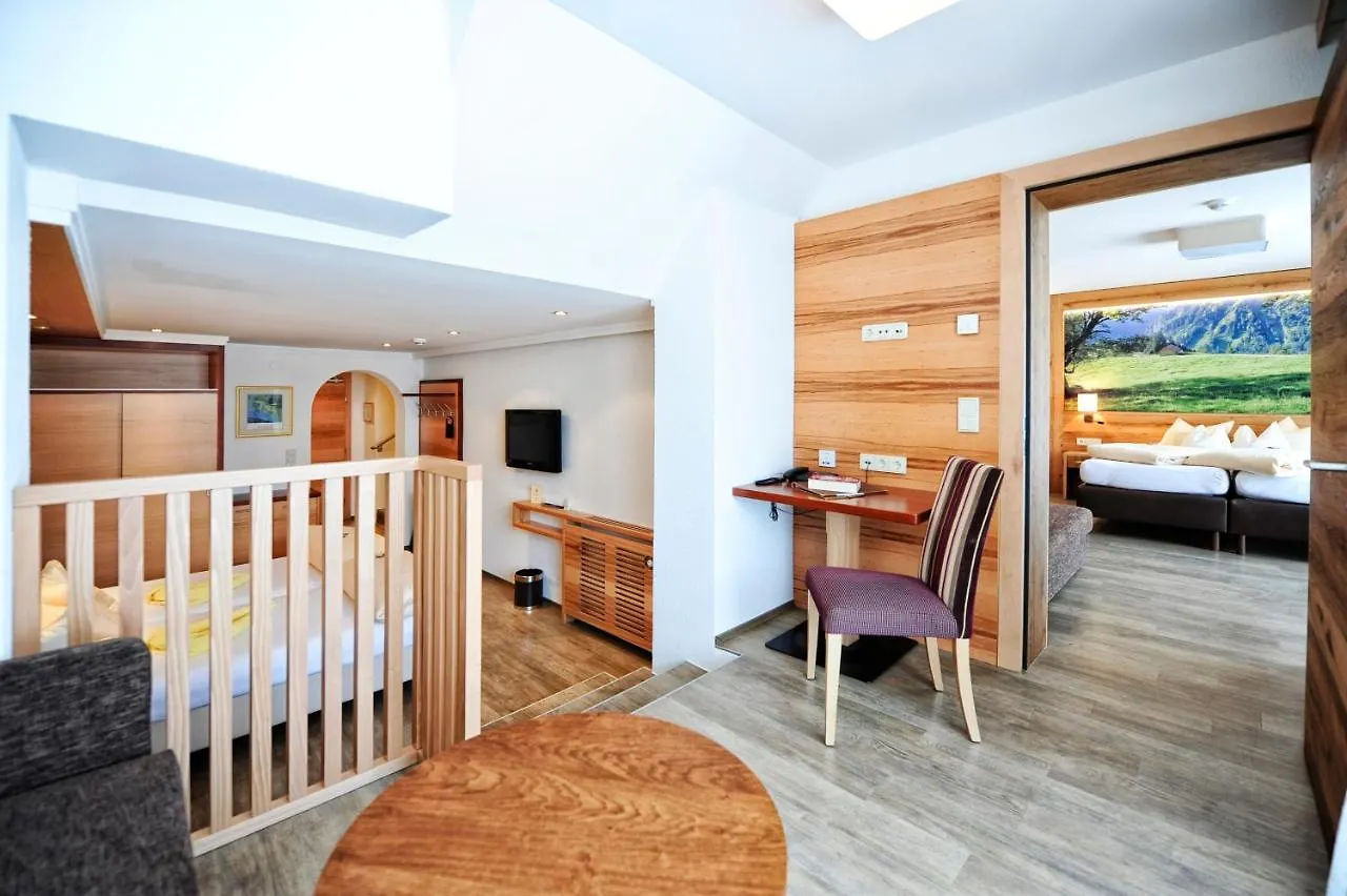 Hotel Arnika Ischgl 4*,  Ausztria